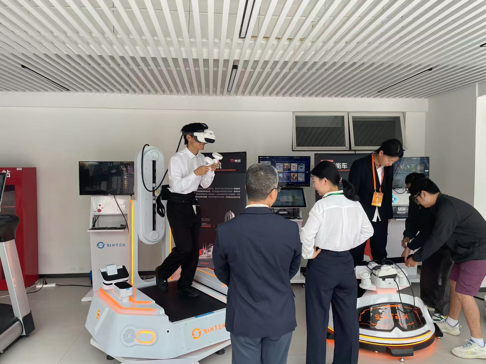 卓远悦动震撼亮相体育科报会,科技驱动竞技体育新未来