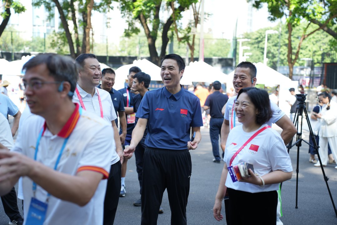 卓远悦动亮相全民健身日，以科技点燃全民健身热潮